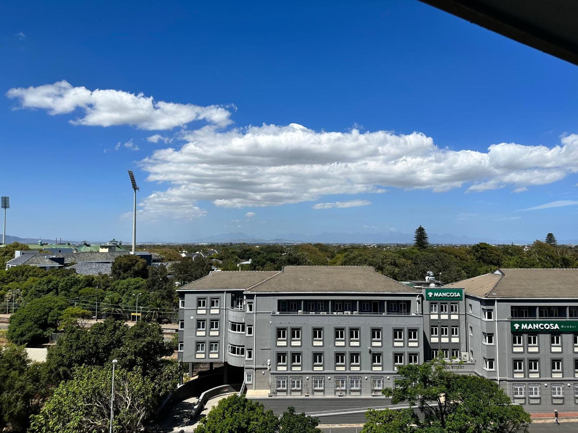 Newlands Peak Apartments Cape Town Bagian luar foto
